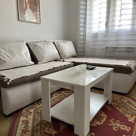Day & Night Apartment Ćuprija Eksteriør bilde