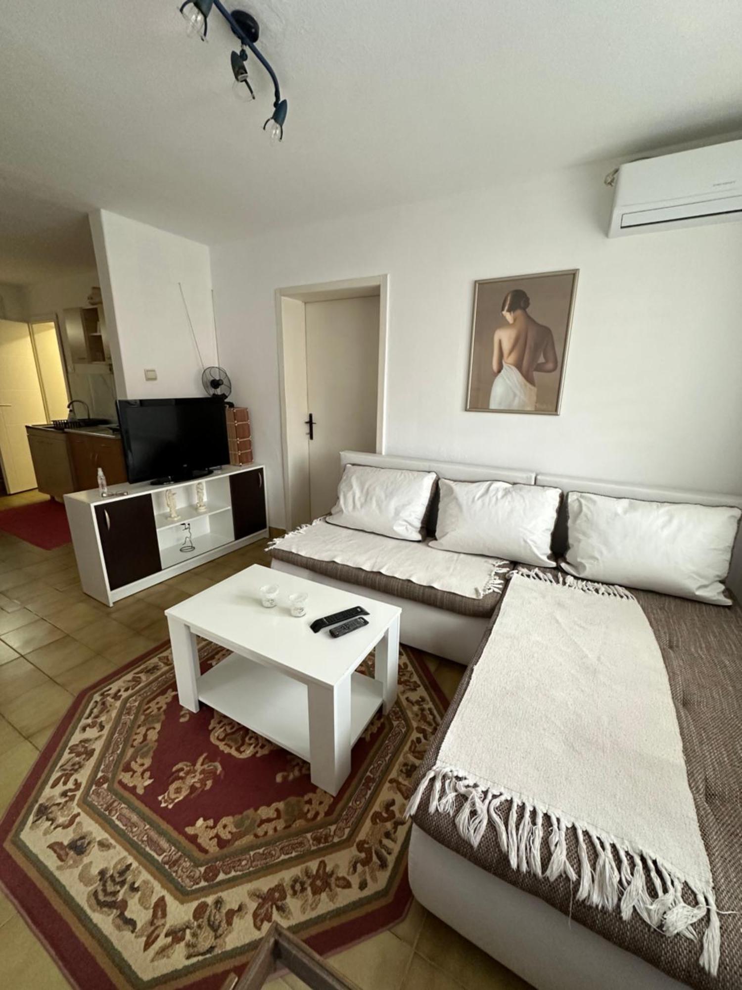 Day & Night Apartment Ćuprija Eksteriør bilde